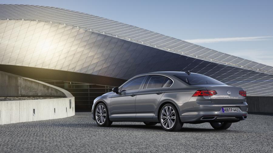  Volkswagen Passat Highline (B8) 2019 года  (WW) (фото 6 из 34)